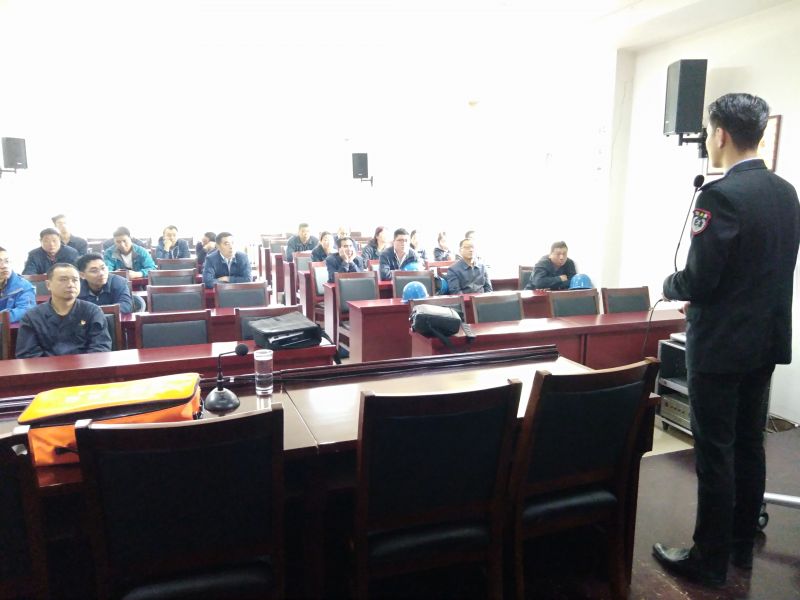 
				   
					黃河同力組織開(kāi)展2019年消防安全、職業(yè)衛(wèi)生及廠區(qū)雙重預(yù)防體系建設(shè)知識(shí)培訓(xùn)
				 